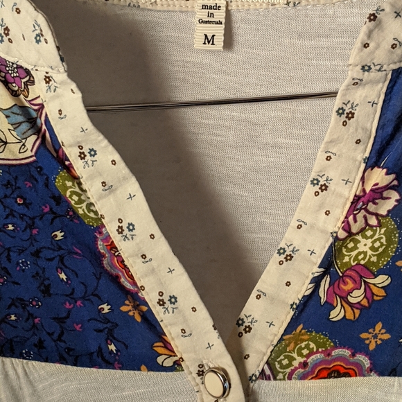 Faith and Joy by Los Angeles Prairie Blouse - Picture 2 of 2